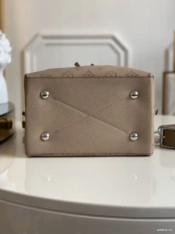 WIS MURIA VUITTON LOUIS 0630